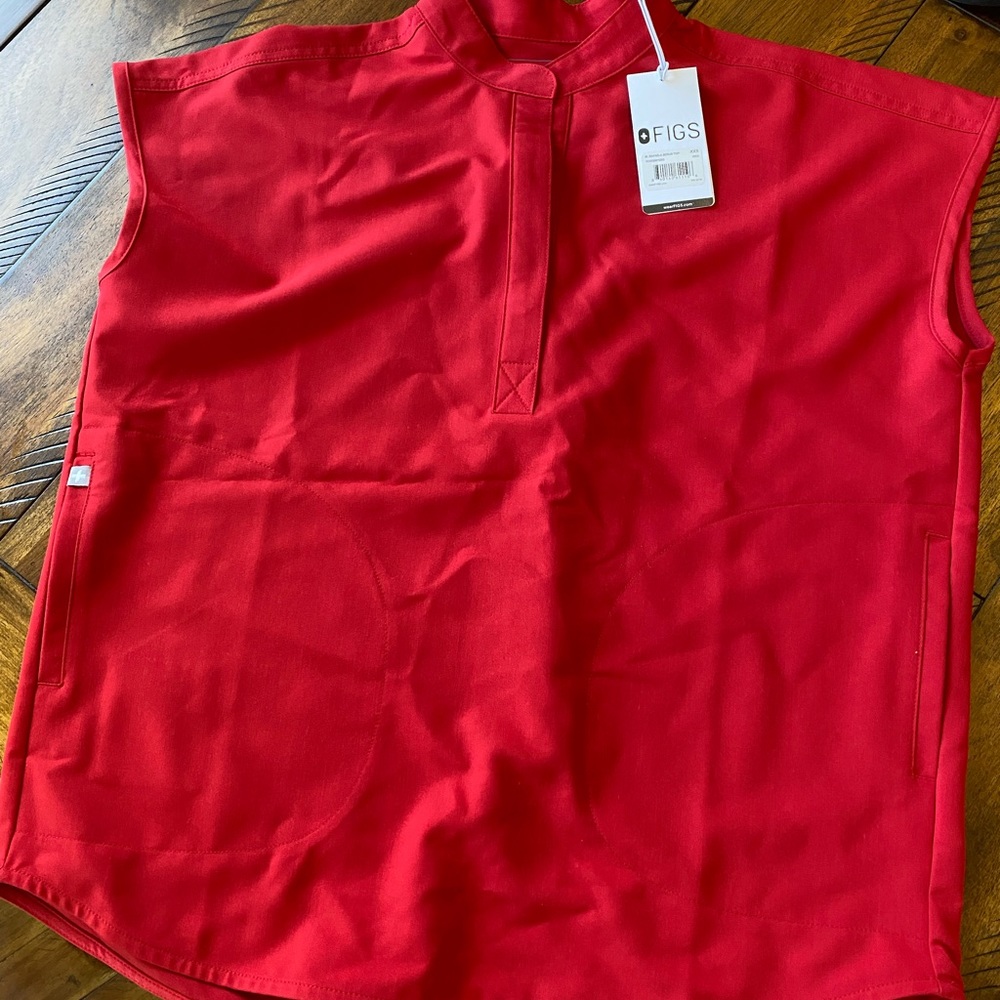 Figs Winning Red Rafaela scrub top